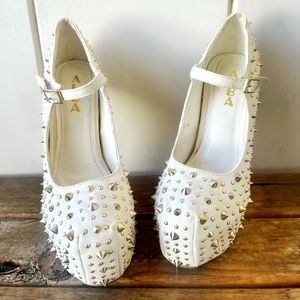 Alba white studded heals